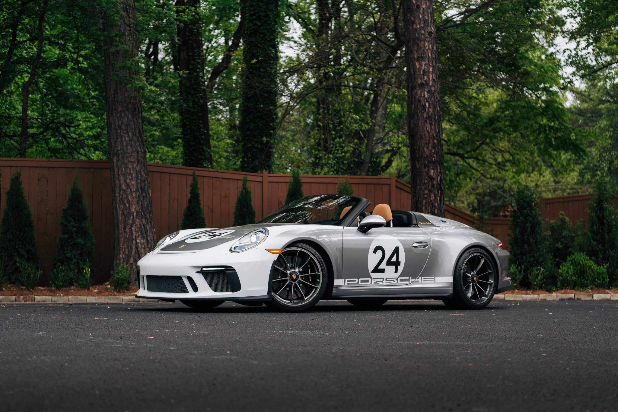2019 Porsche 911 Speedster Heritage Edition