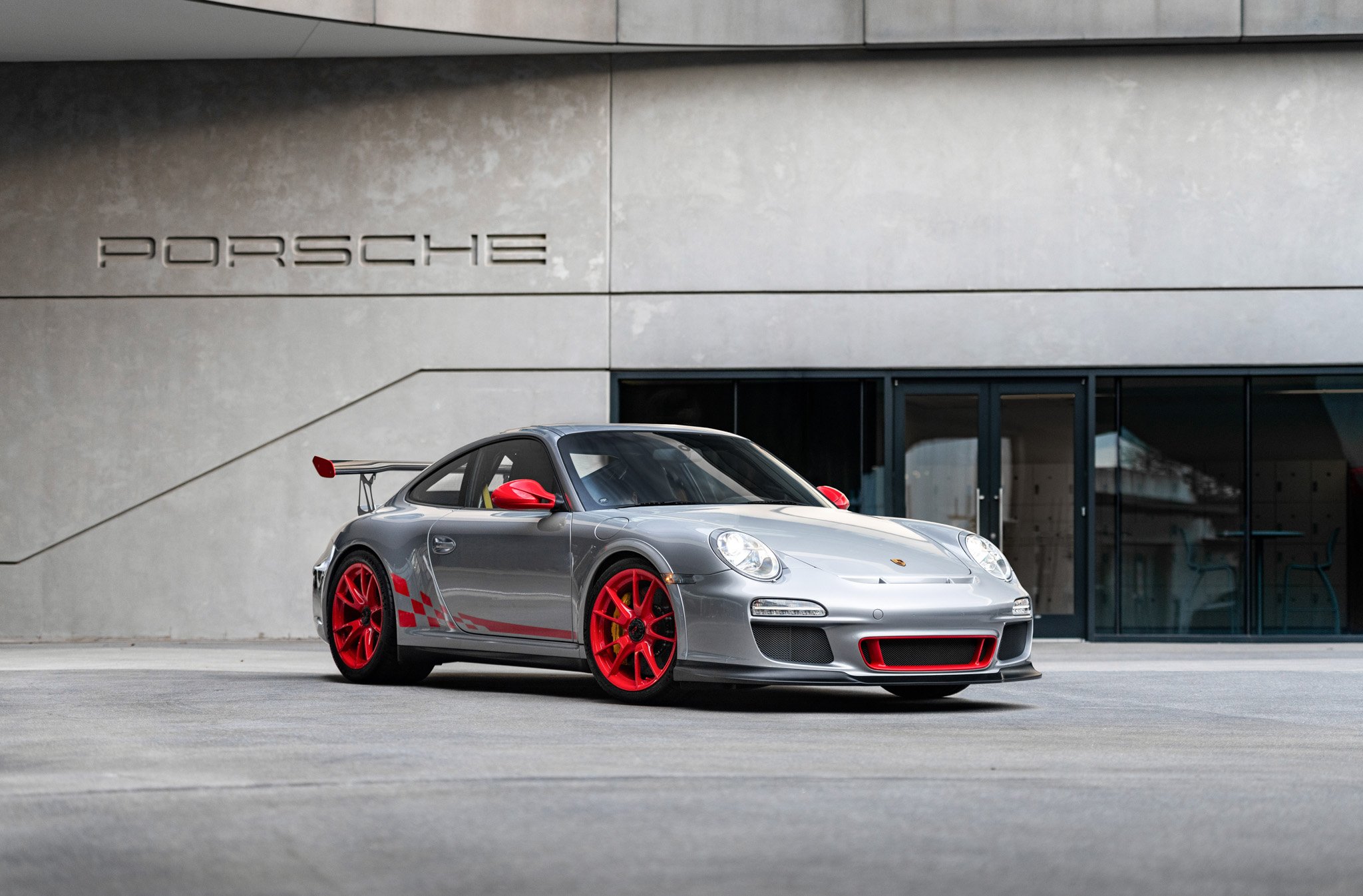 GT Silver 2010 Porsche 911 GT3RS