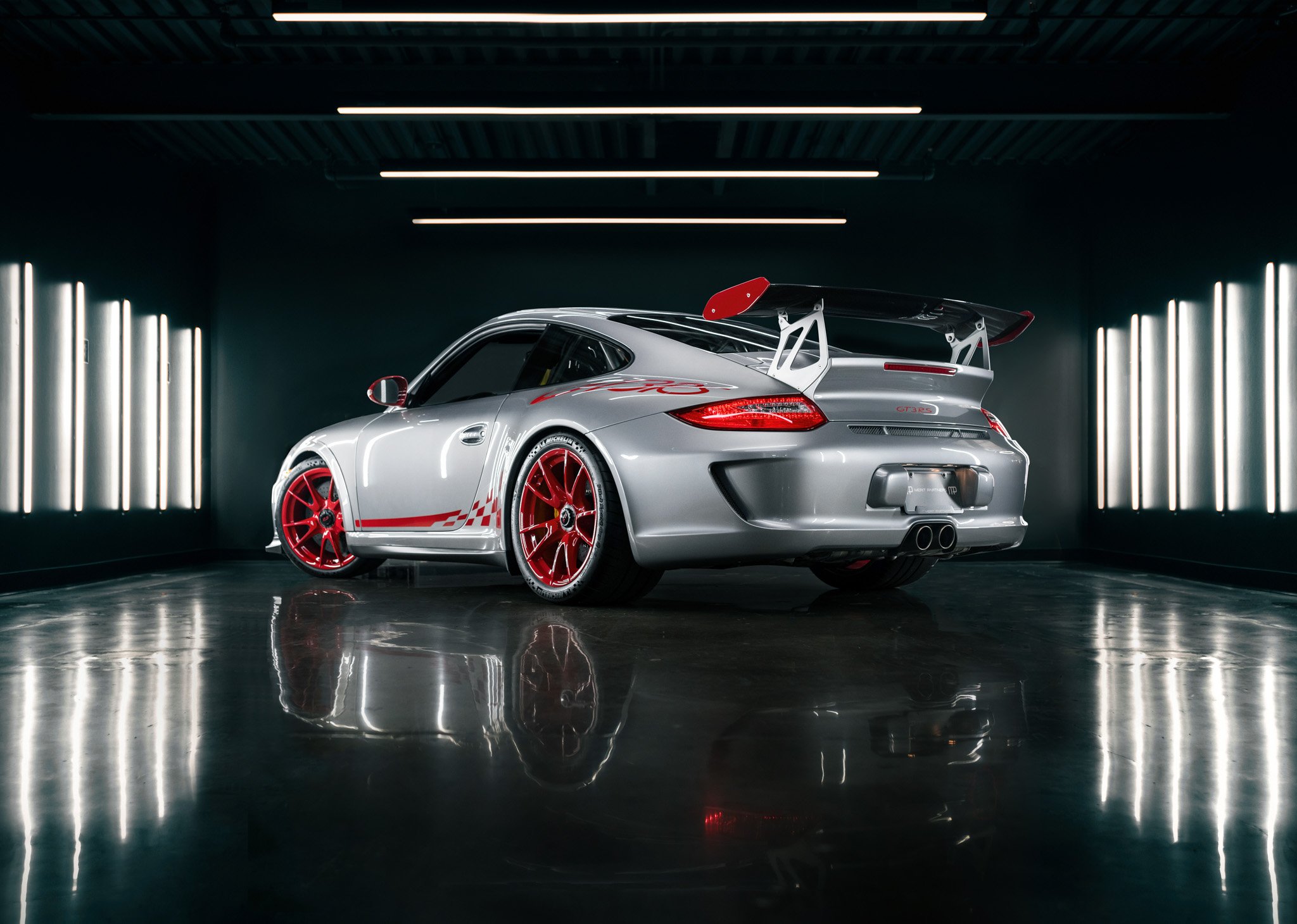 GT Silver 2010 Porsche 911 GT3RS