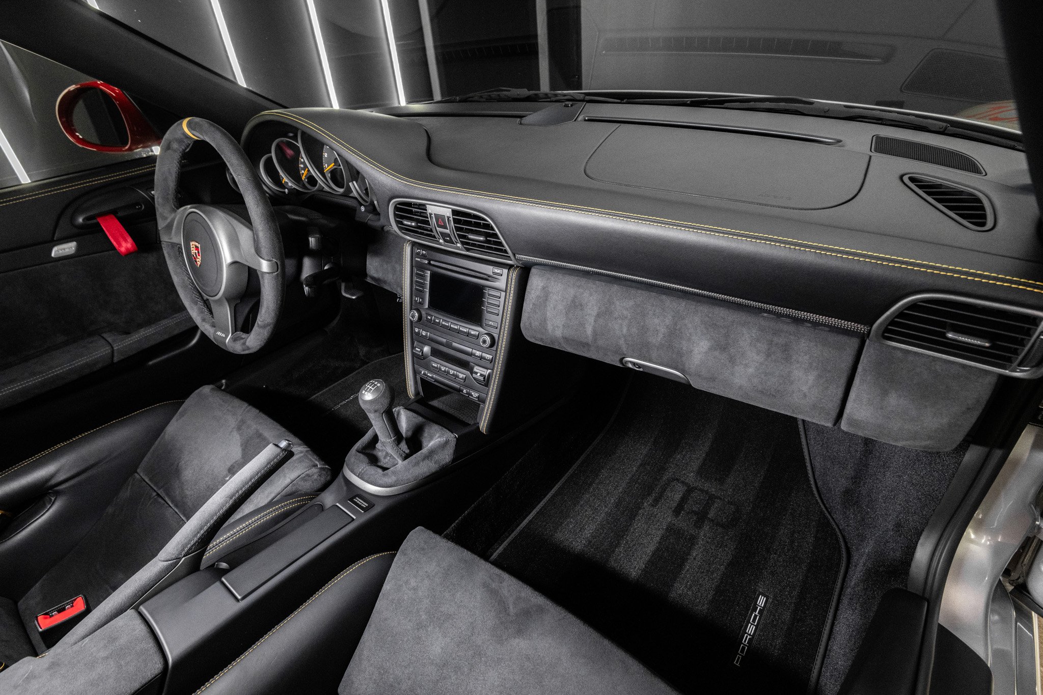 GT Silver 2010 Porsche 911 GT3RS
