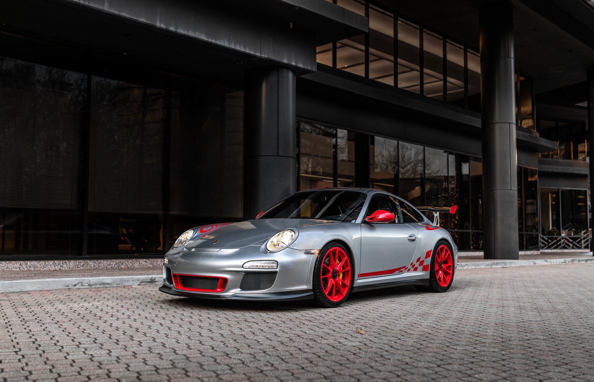 GT Silver 2010 Porsche 911 GT3RS