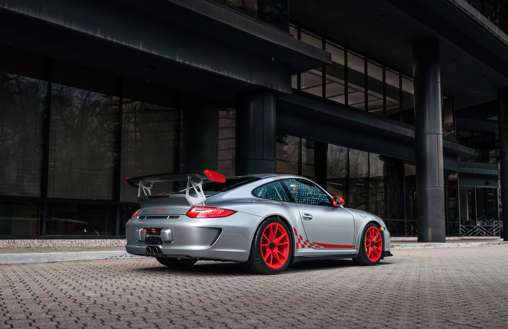 GT Silver 2010 Porsche 911 GT3RS