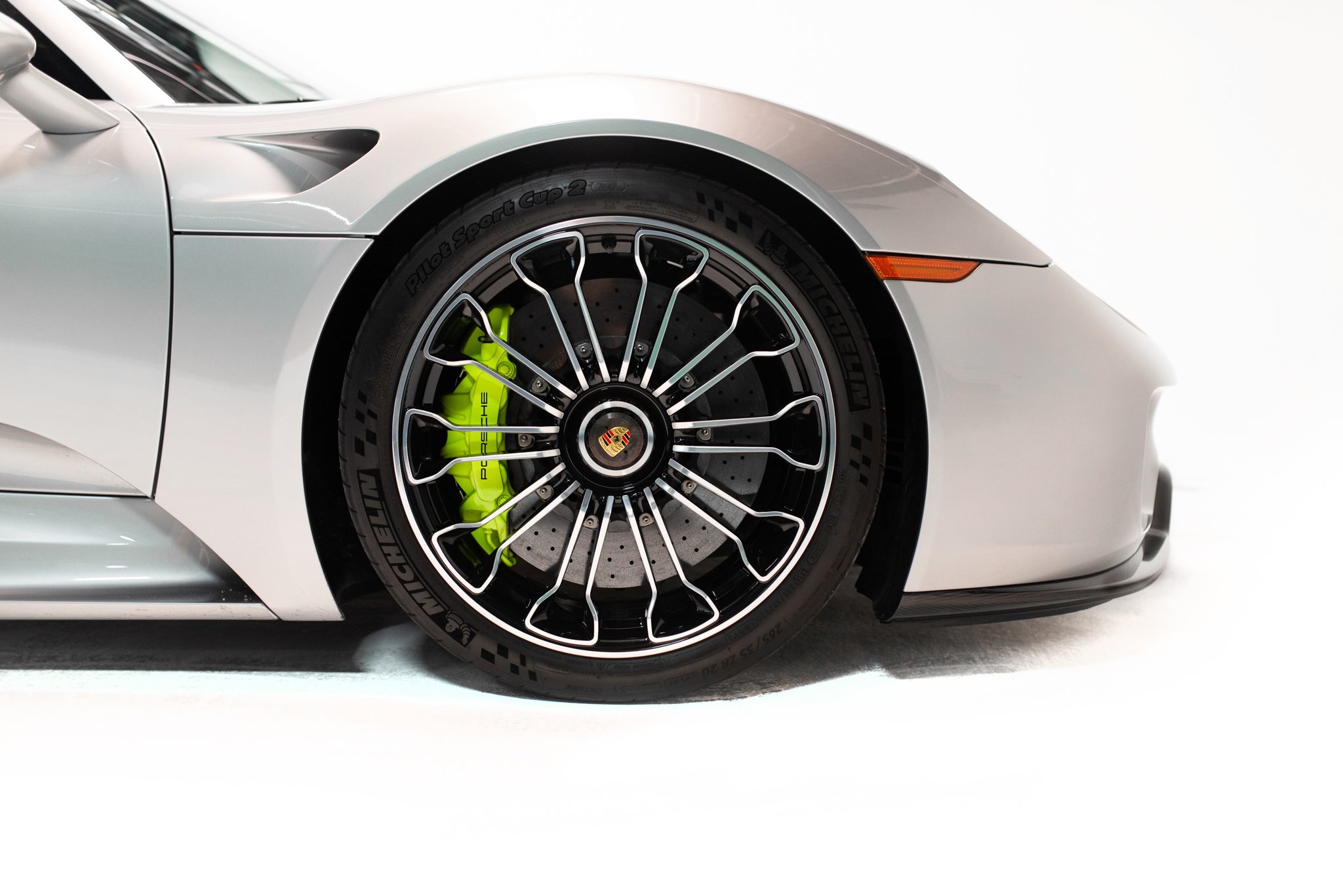 2015 Porsche 918 Spyder