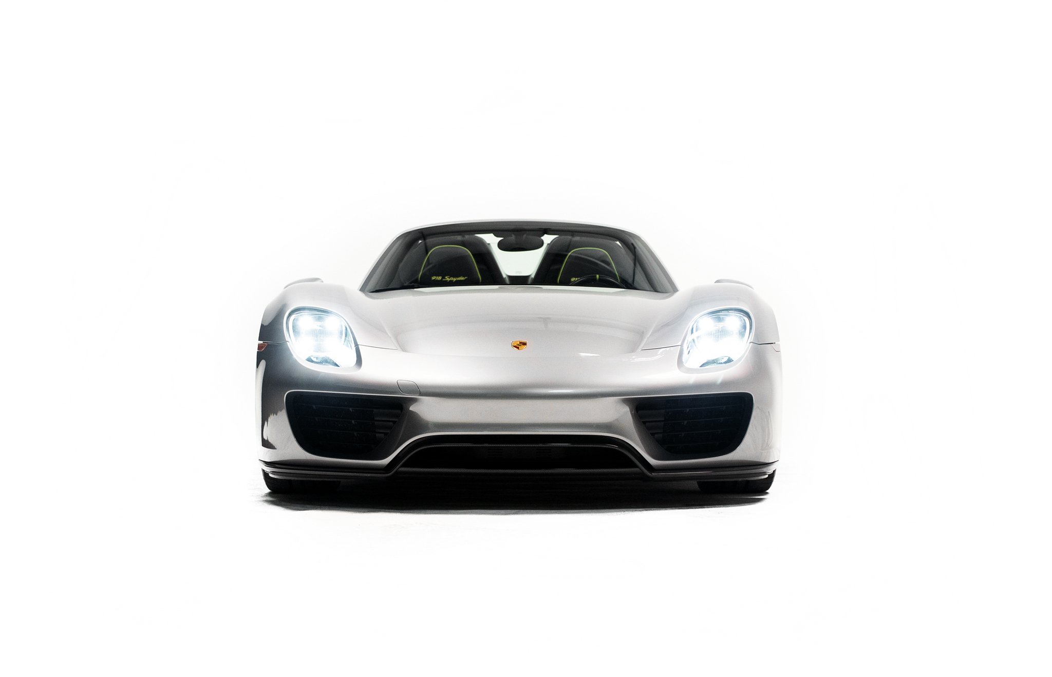 2015 Porsche 918 Spyder