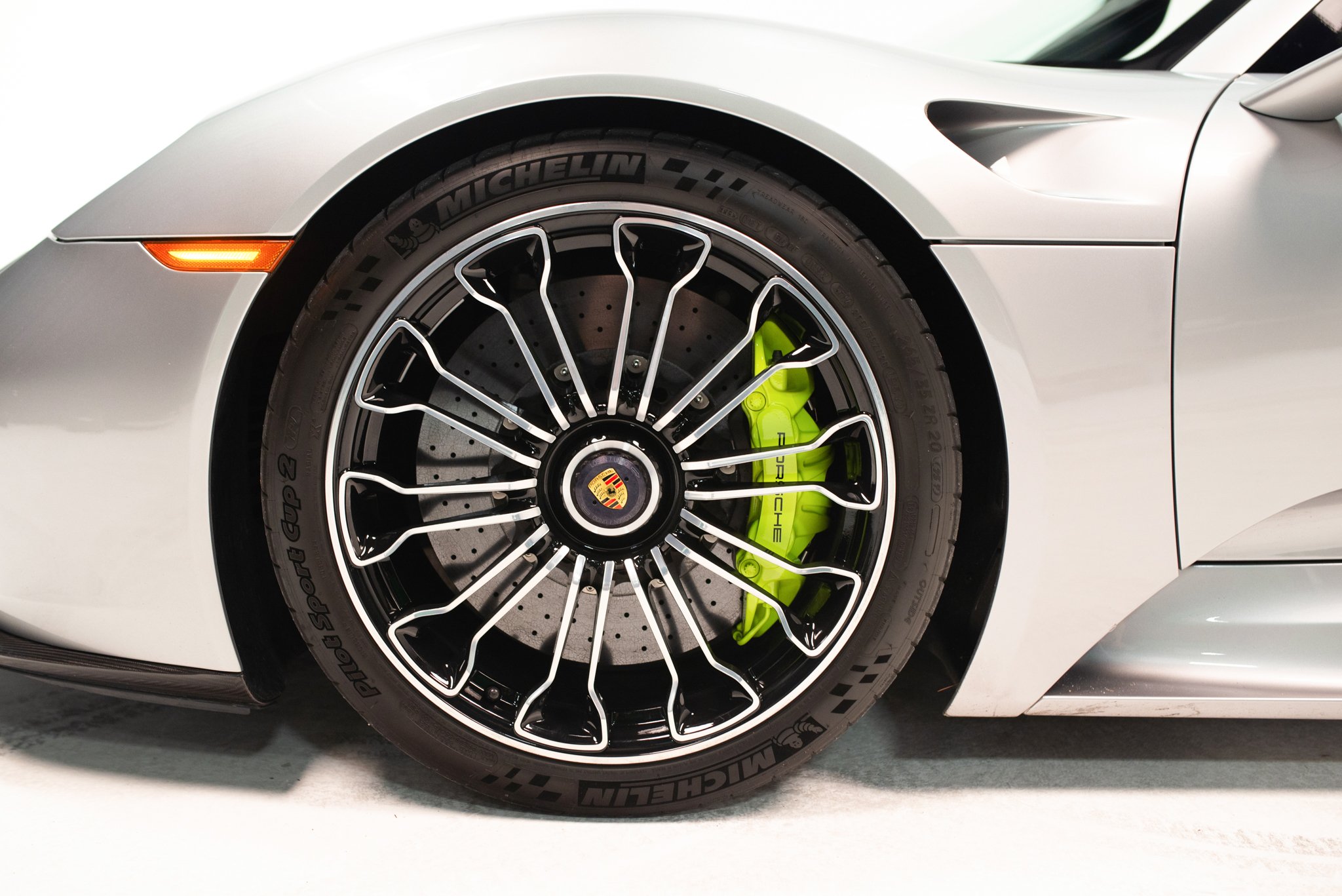 2015 Porsche 918 Spyder