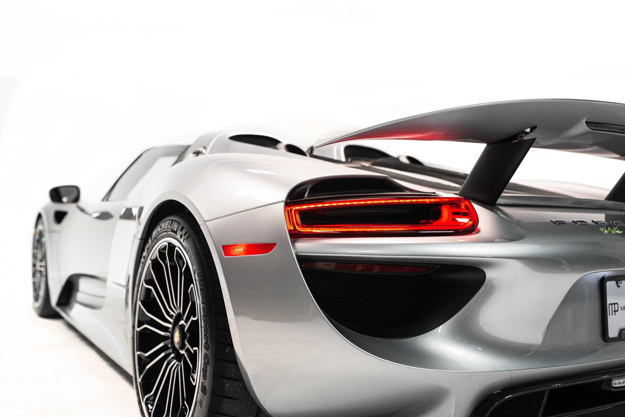 2015 Porsche 918 Spyder