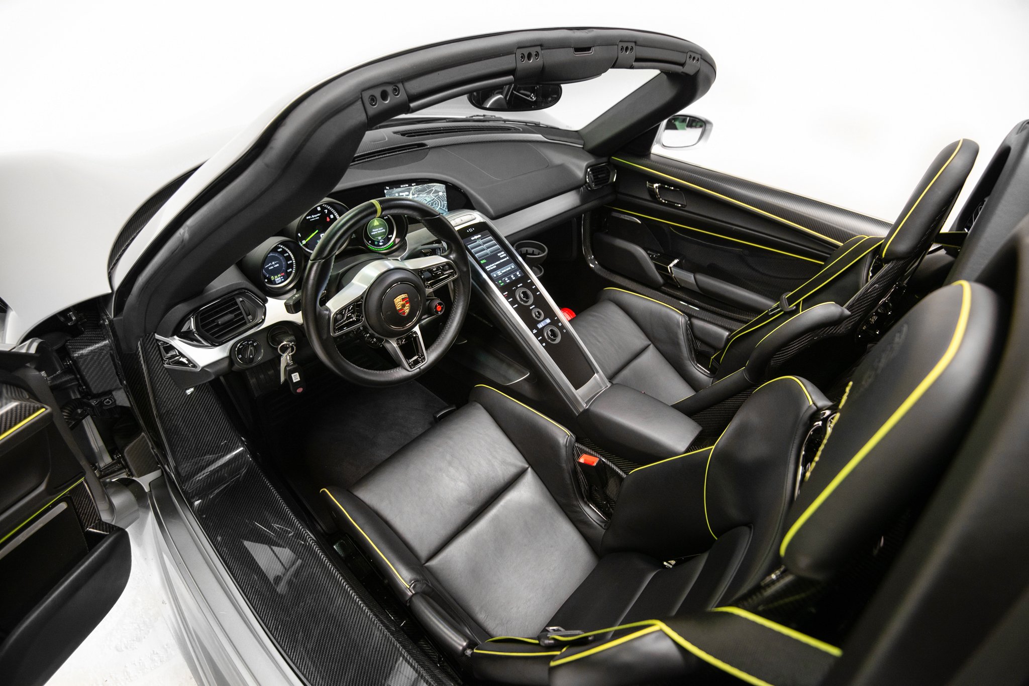 2015 Porsche 918 Spyder
